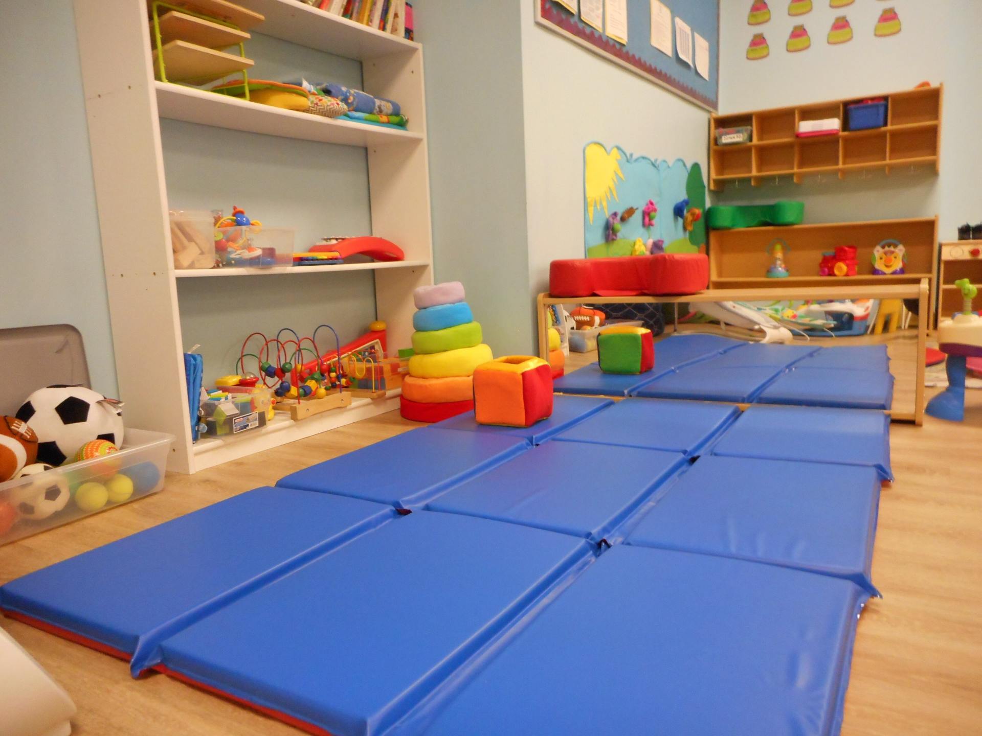 infantcare Woodridge, IL Little Kids Learning Center