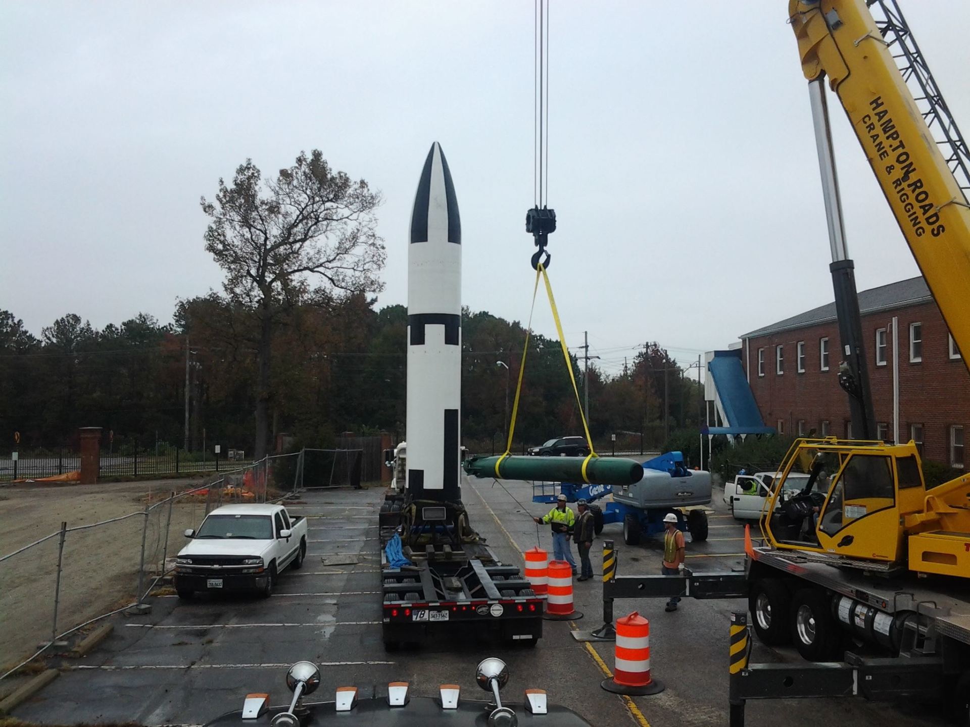 Crane Services | Newport News, VA | Hampton Roads Crane & Rigging Co