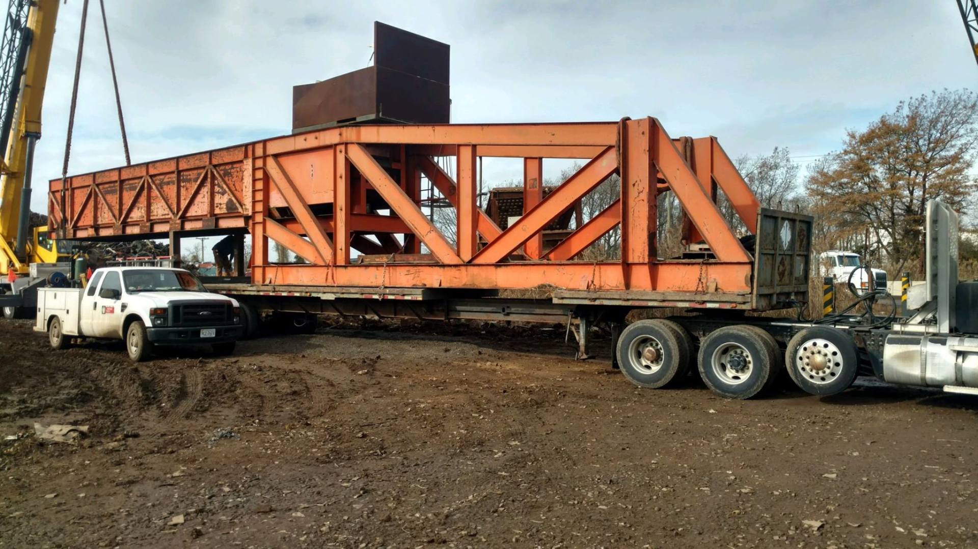 Crane Services | Newport News, VA | Hampton Roads Crane & Rigging Co