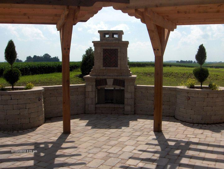 Unsurpassed Landscaping Services – Mapleton, IL - Beal Landscaping Beautiful Landscape bricking installed in Mapleton, IL - Beal Landscaping - Unsurpassed Landscaping Services – Mapleton, IL - Beal Landscaping