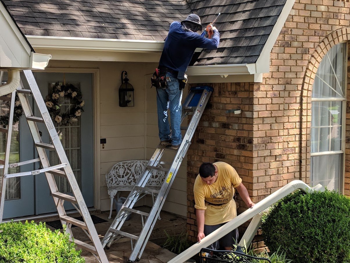 Gutter Installers Photo Gallery — Memphis, Tennessee — Bartlett Gutter