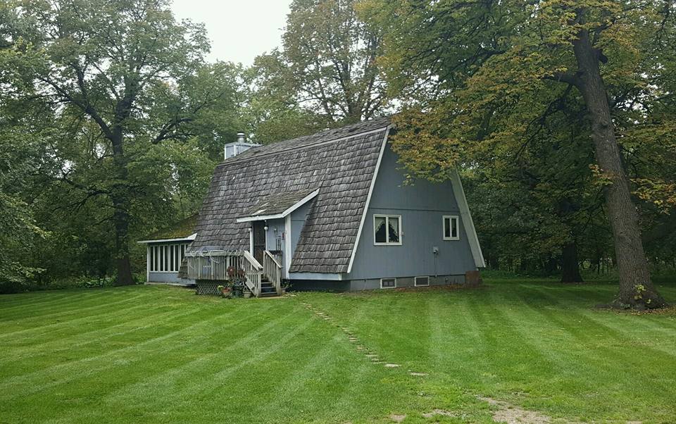 Landscaping and lawn services East Grand Forks, MN FertLLawn Lawn and Tree Services