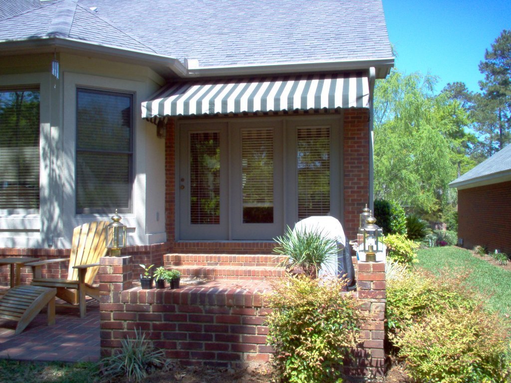Metal, Canvas, and Retractable Awnings Tallahassee, FL Capital Awning