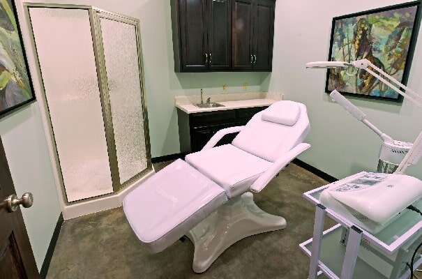Hair And Makeup Studio Mobile Alabama Hairageous Salon And