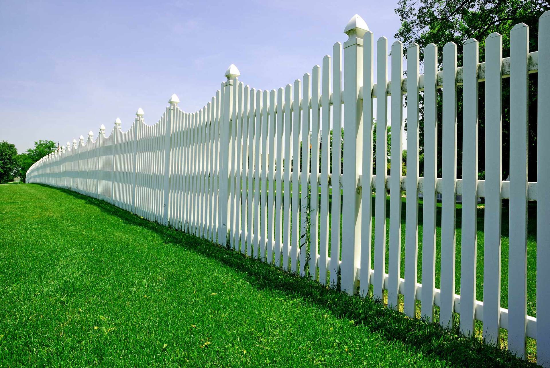 Vinyl Fence Installation Riverside, CA Family Fence, Inc.