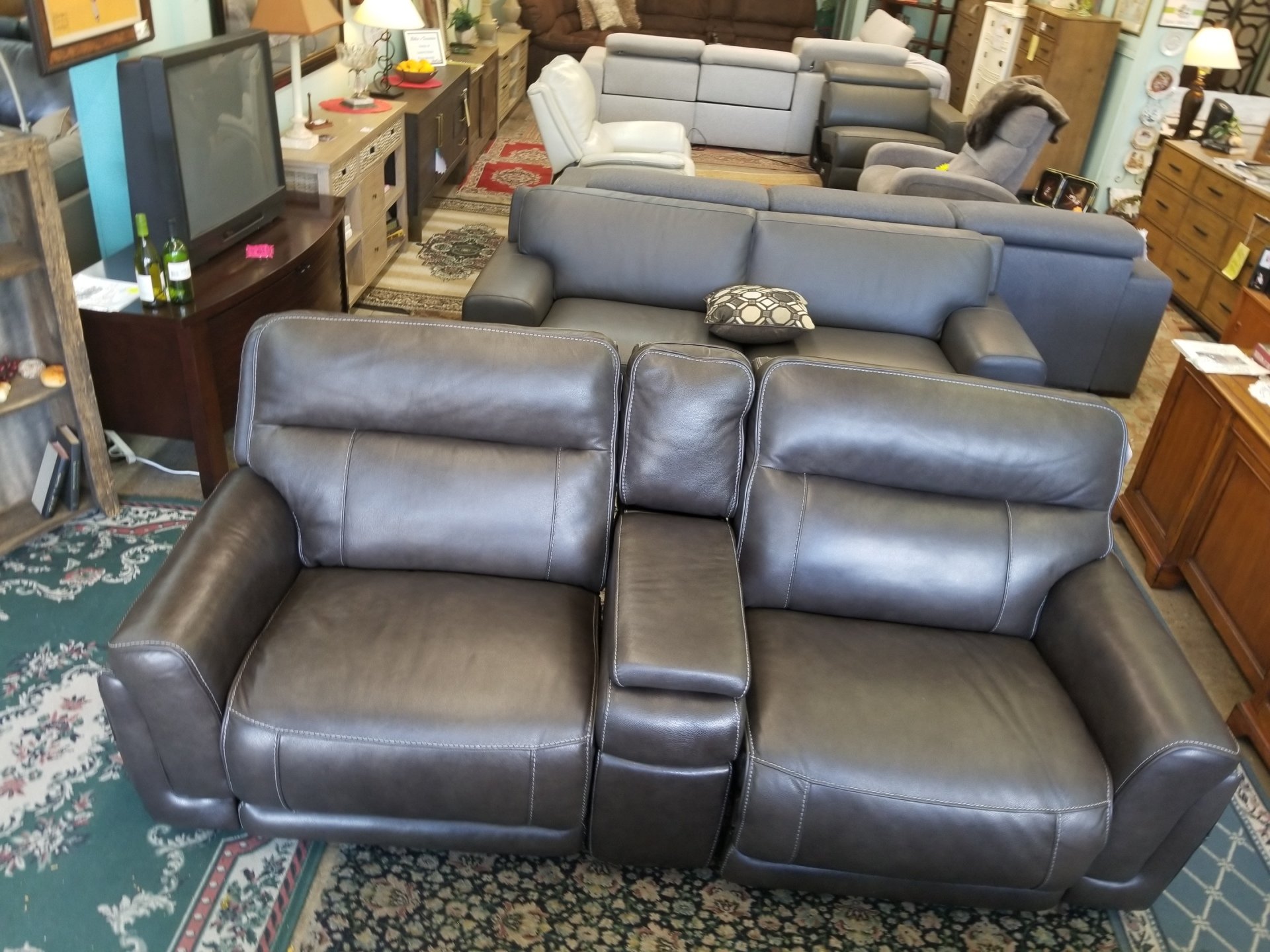 Living Room Furniture Jacksonville, FL Robin's Gently Used and New
