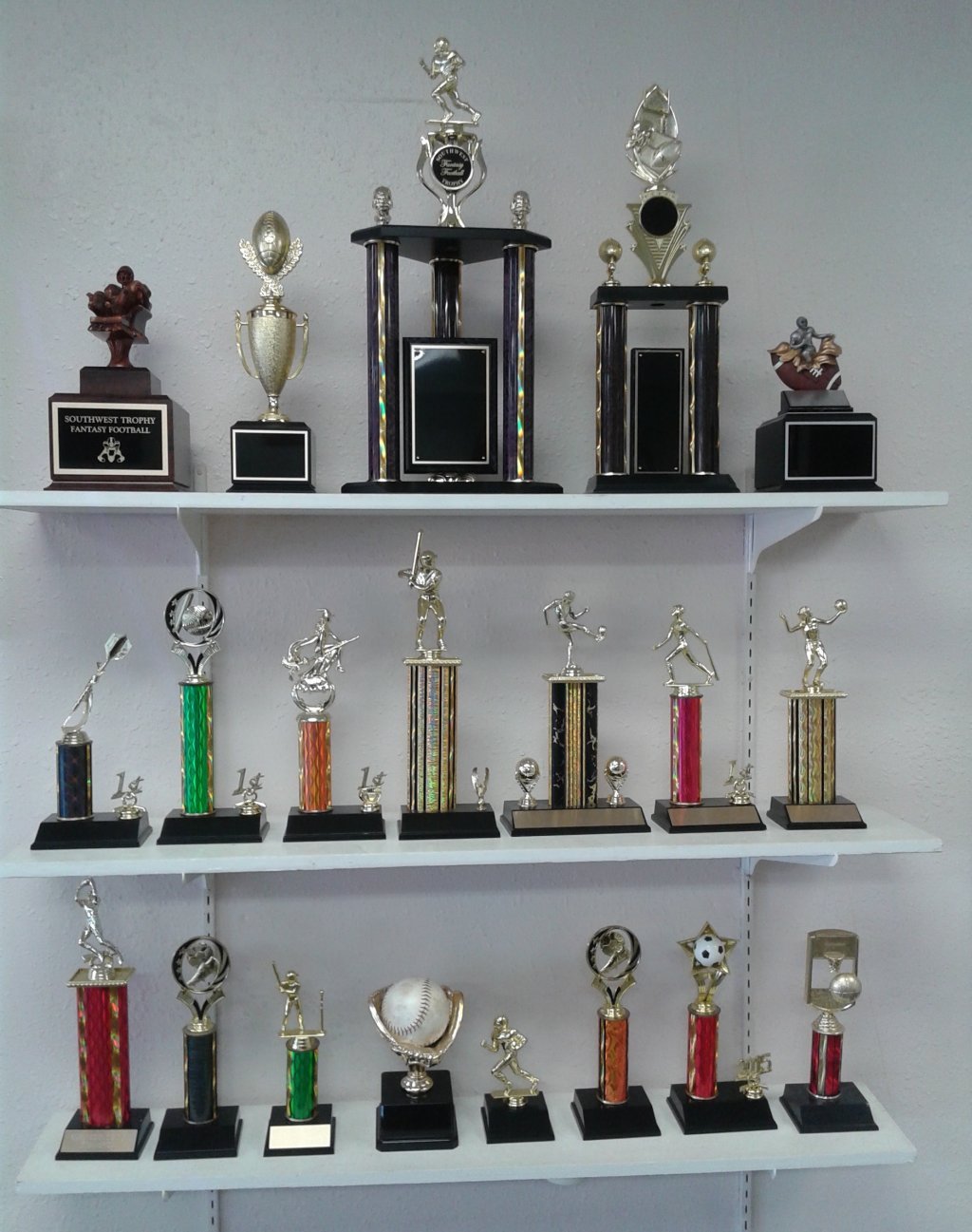 Trophies San Diego, CA Southwest Trophy & Awards
