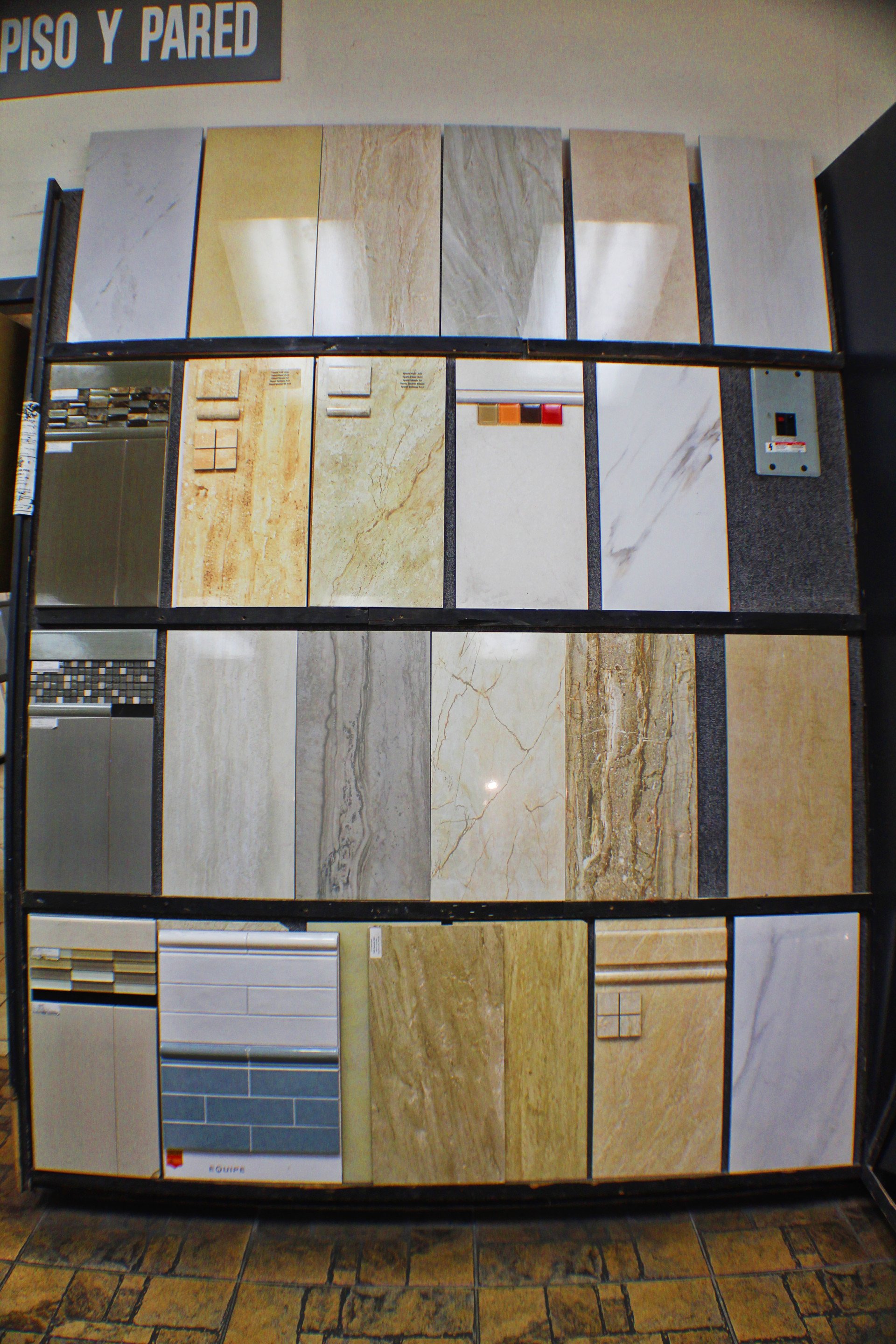 Our ShowroomGardena, CATile & Marble Galaxy