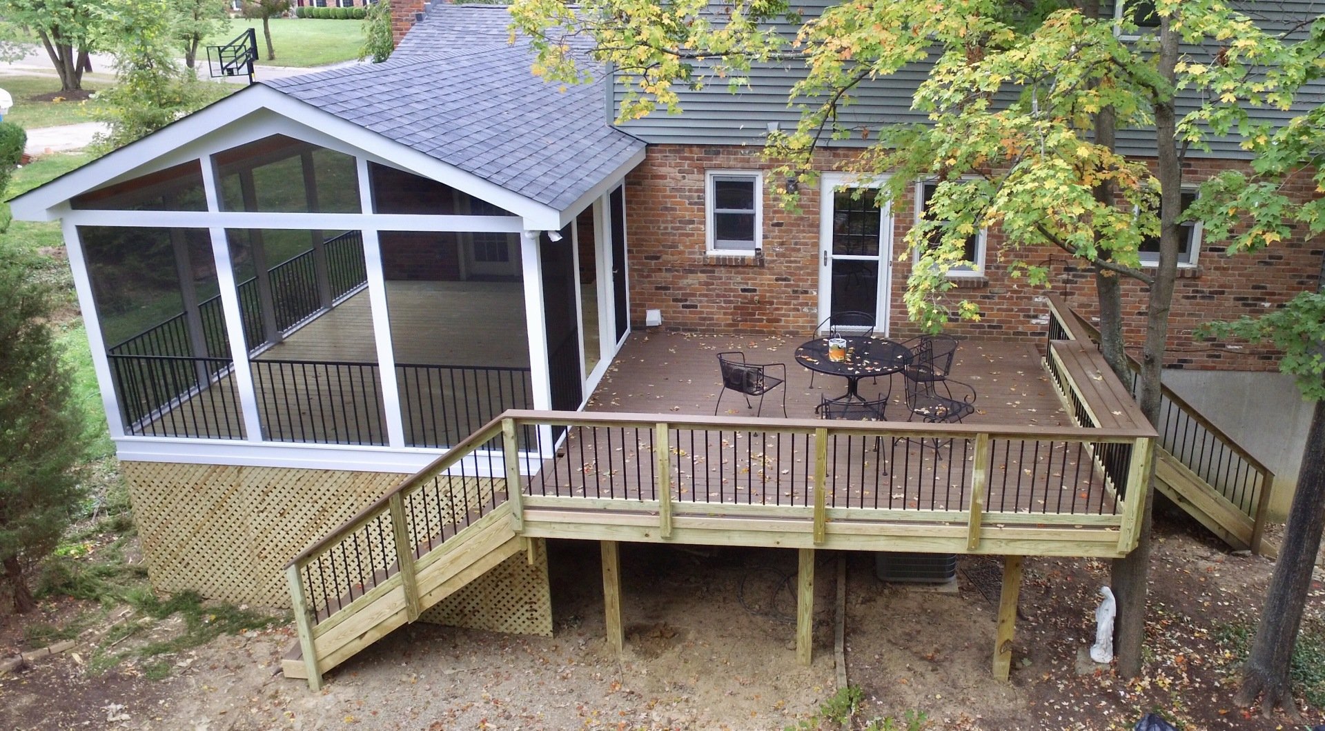 Enclosed and Screened Porch Builder Cincinnati, OH Edwards