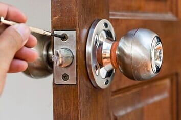 Residential Locksmith In Doowknob Locksmith Services In New Castle Pa Residential And Commercial Locksmith Castle Residential Locksmith In Doowknob Locksmith Services In New Castle Pa Residential And Commercial Locksmith Castle