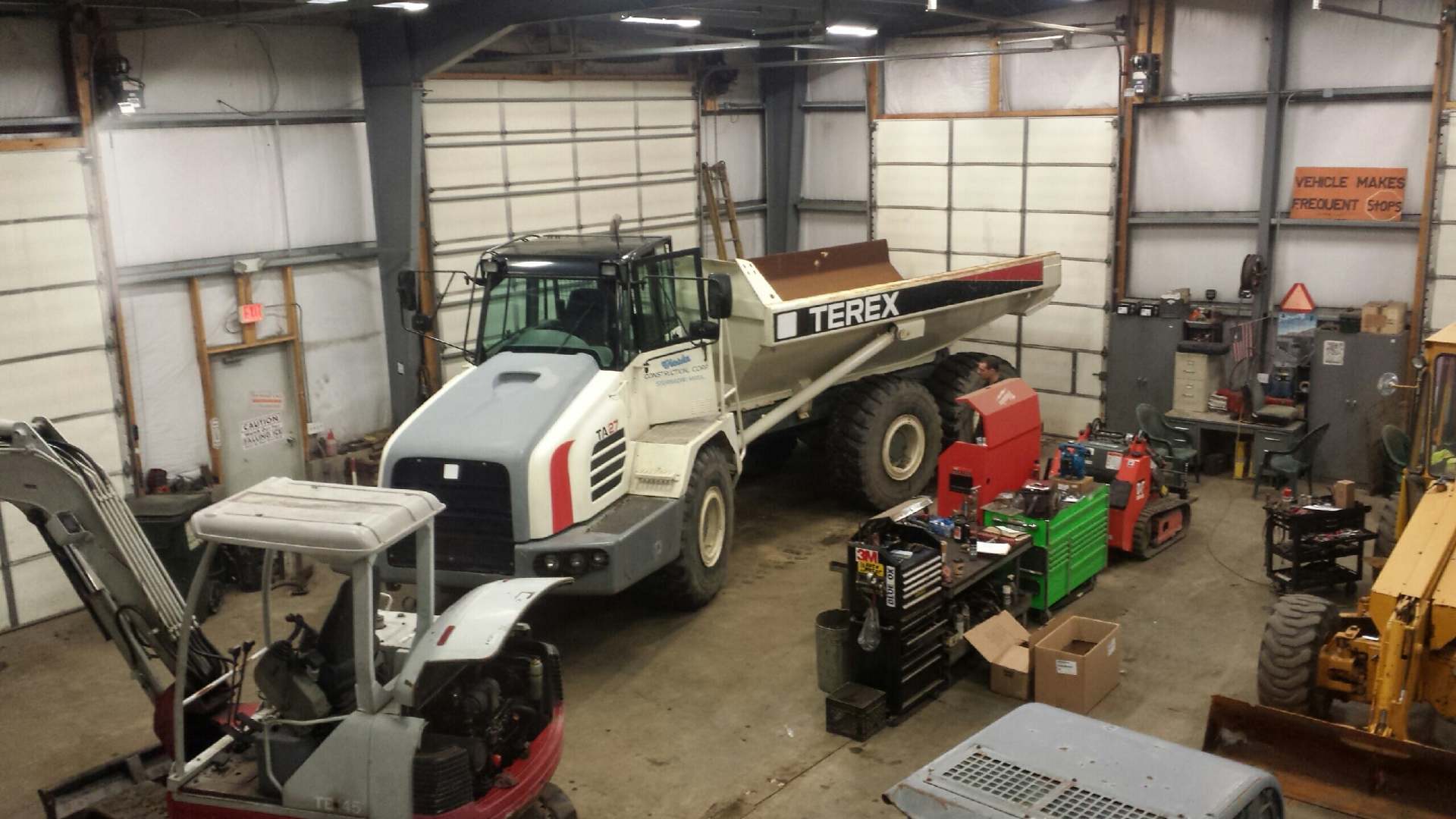 Heavy Equipment Repair Brimfield, MA Hilltop Equipment LLC
