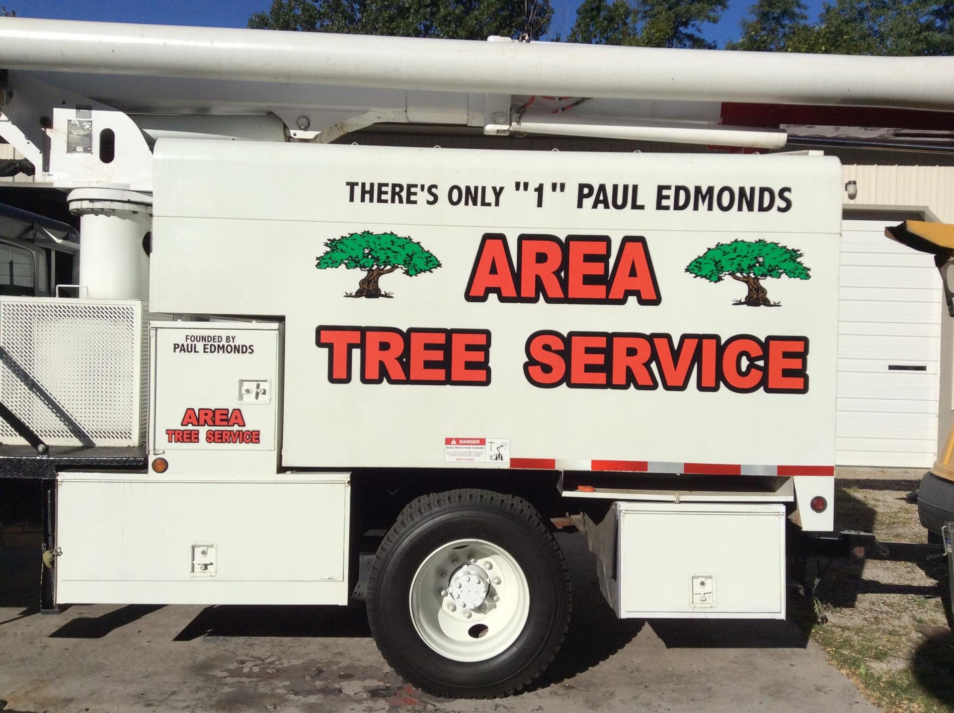 Aerating Valparaiso, Indiana Area Tree Service