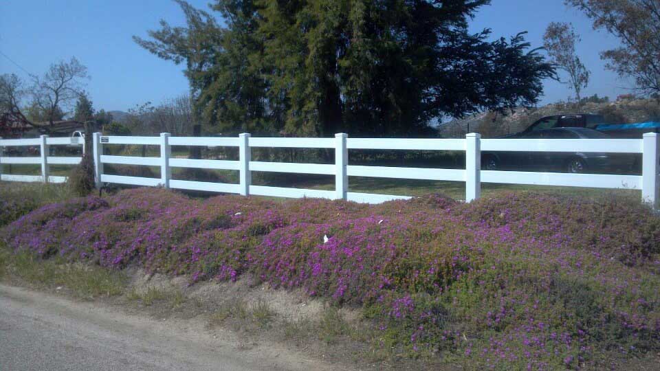 Vinyl Fencing in Tucson, AZ Canyon Fence Co.