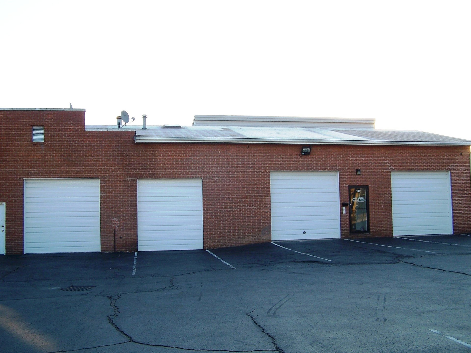 Garage Doors East Hartford. CT Douglas Garage Door Center