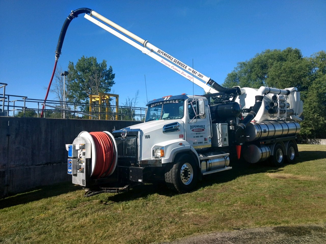 Industrial Clean-Up | Bay City, MI | Dependable Sewer
