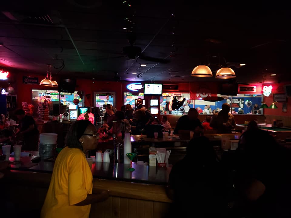 Bowling Columbus, OH Holiday Lanes