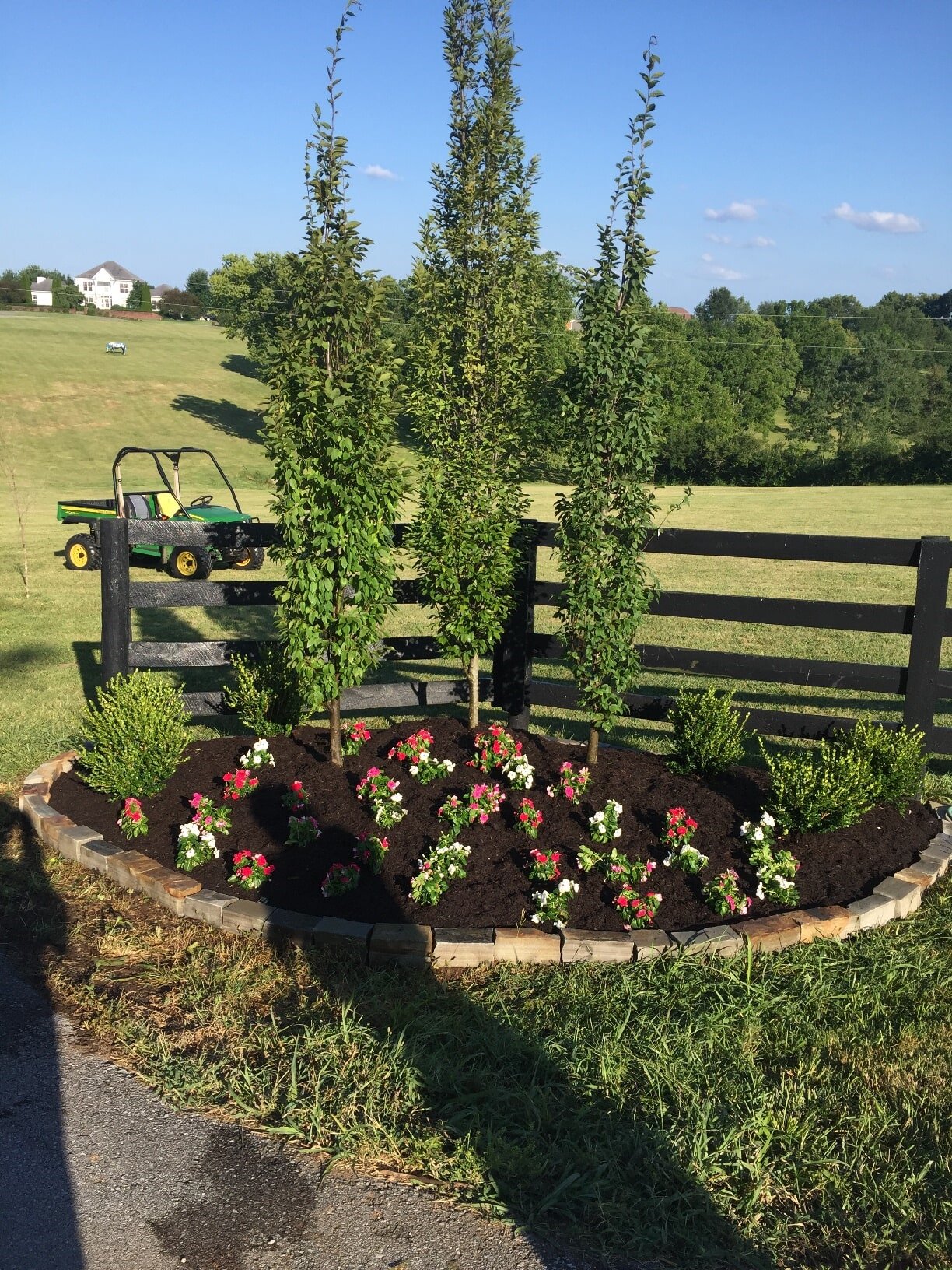 Landscaping | Lexington, KY | Diamond Pond / Kentucky Garden and Fountain