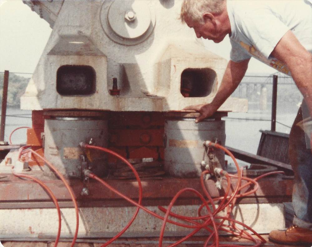 Bridge Jacking & Electrical Conduit Installation