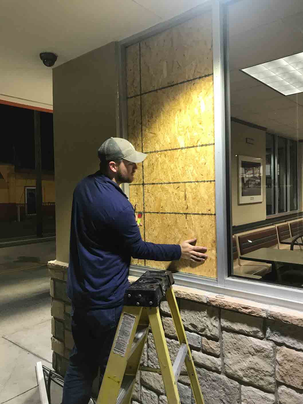 repair auto glass Baker, Louisiana Baker Glass Wks, Inc.