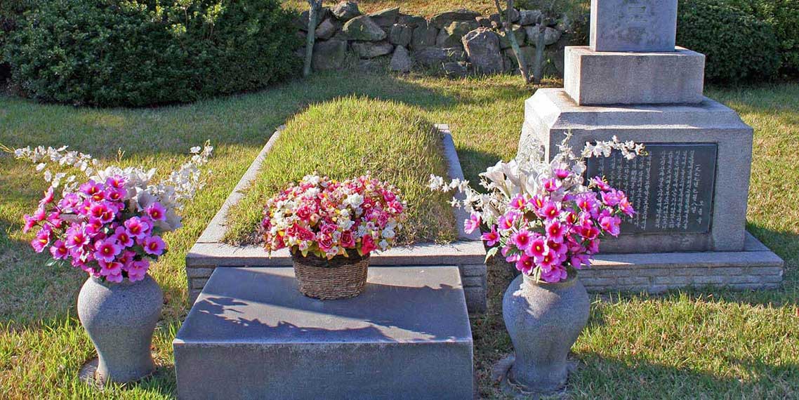 We Provide Monuments, Cemetery Markers & Memorials / Billings, MT