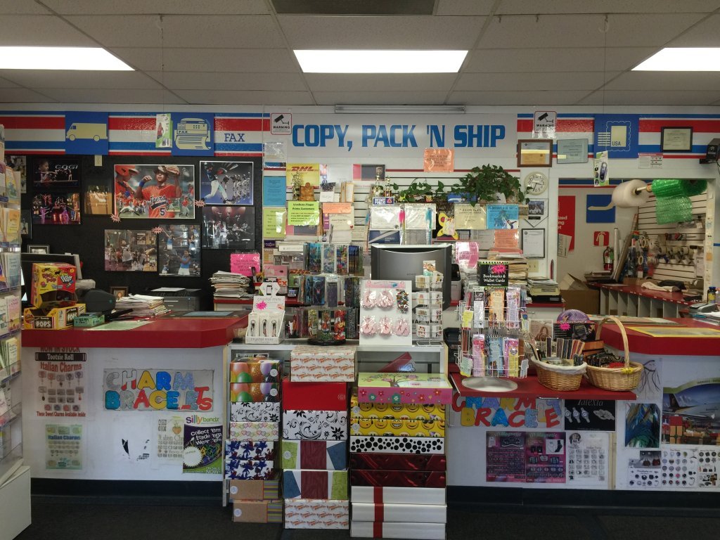 Home Copy Pack 'N Ship Visalia, California