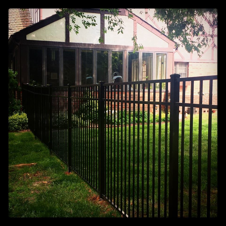 Fencing Bowling Green, KY Newcastle Fence