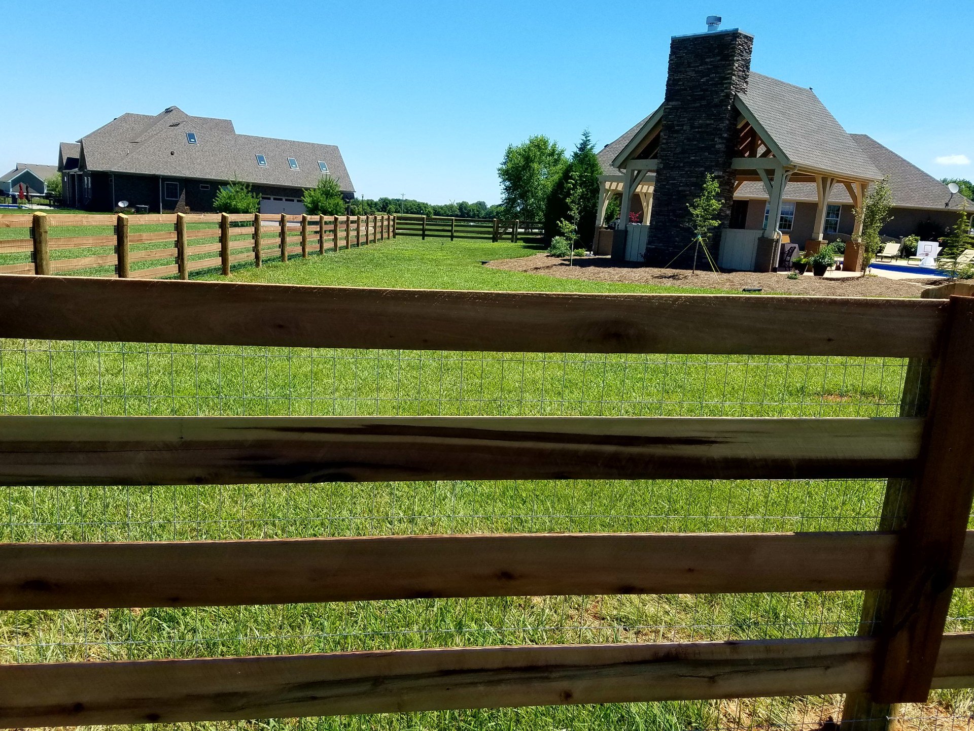 Fencing Bowling Green, KY Newcastle Fence