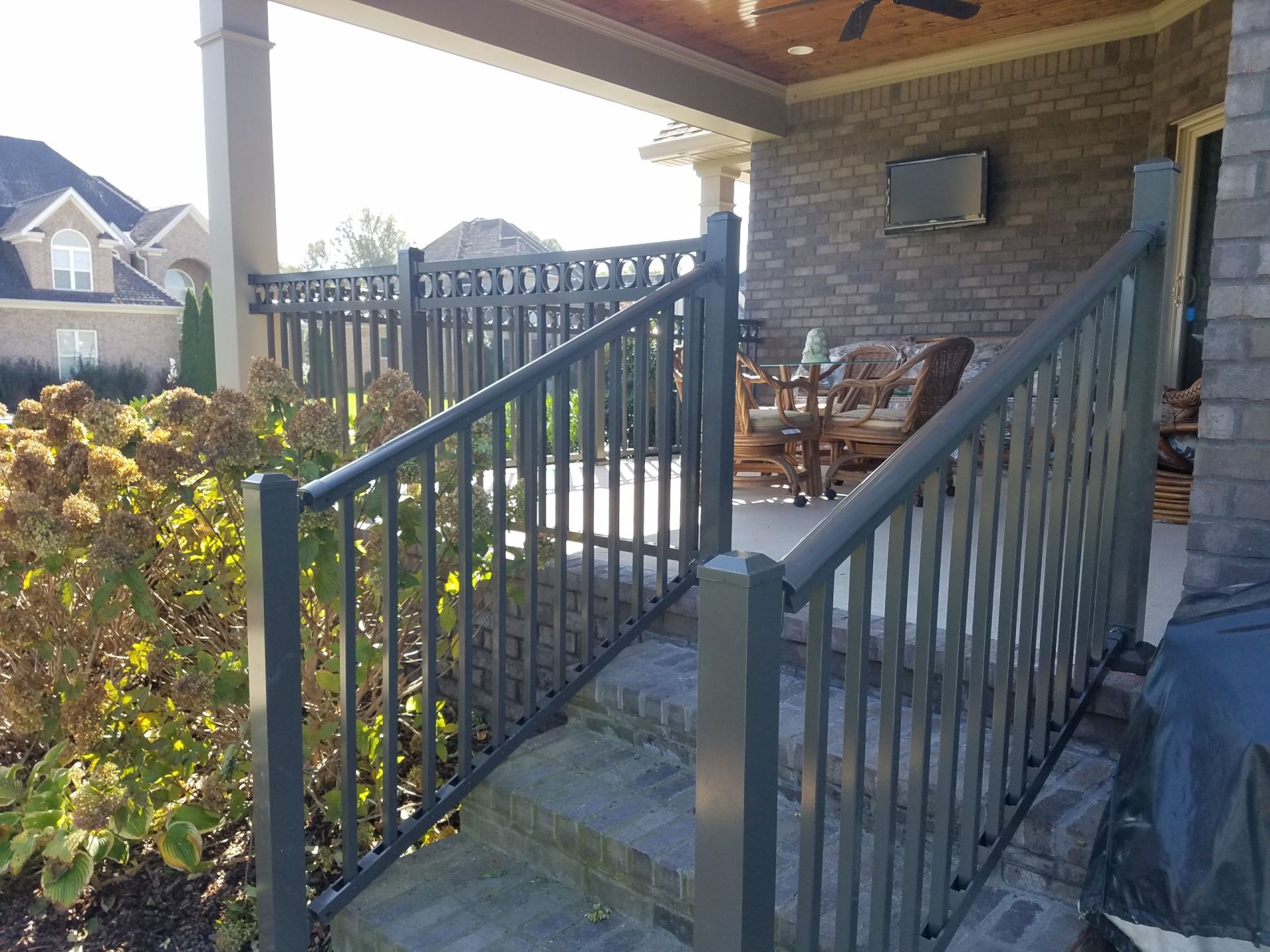 Fencing Bowling Green, KY Newcastle Fence