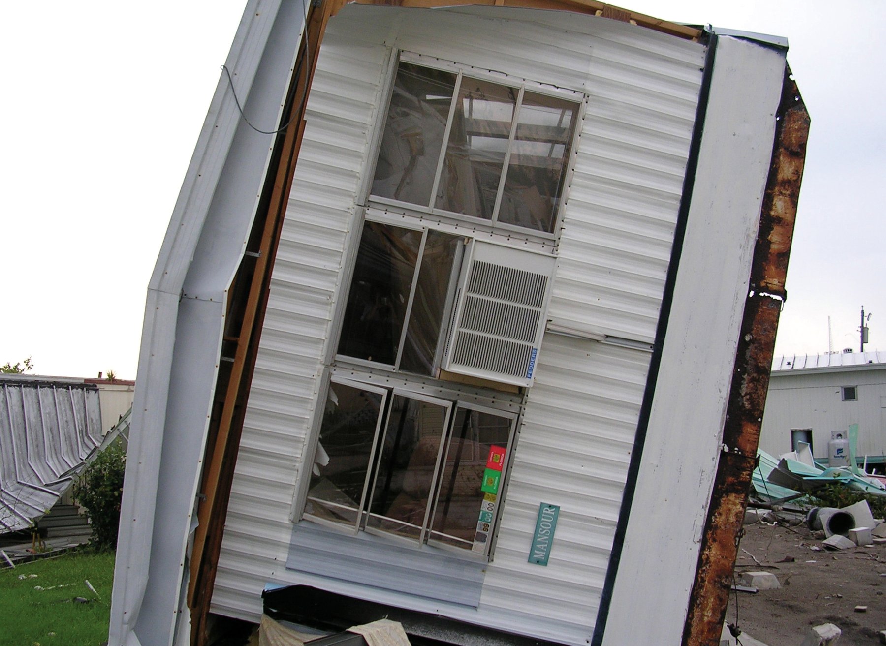 hurricane straps on mobile home