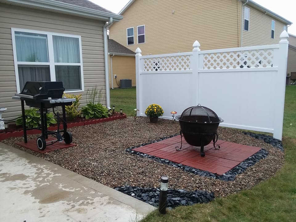 Landscaper Fort Wayne, IN Blades of Glory Landscaping, LLC