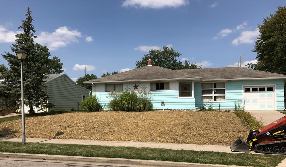 Landscaping Fort Wayne, IN Blades of Glory Landscaping, LLC