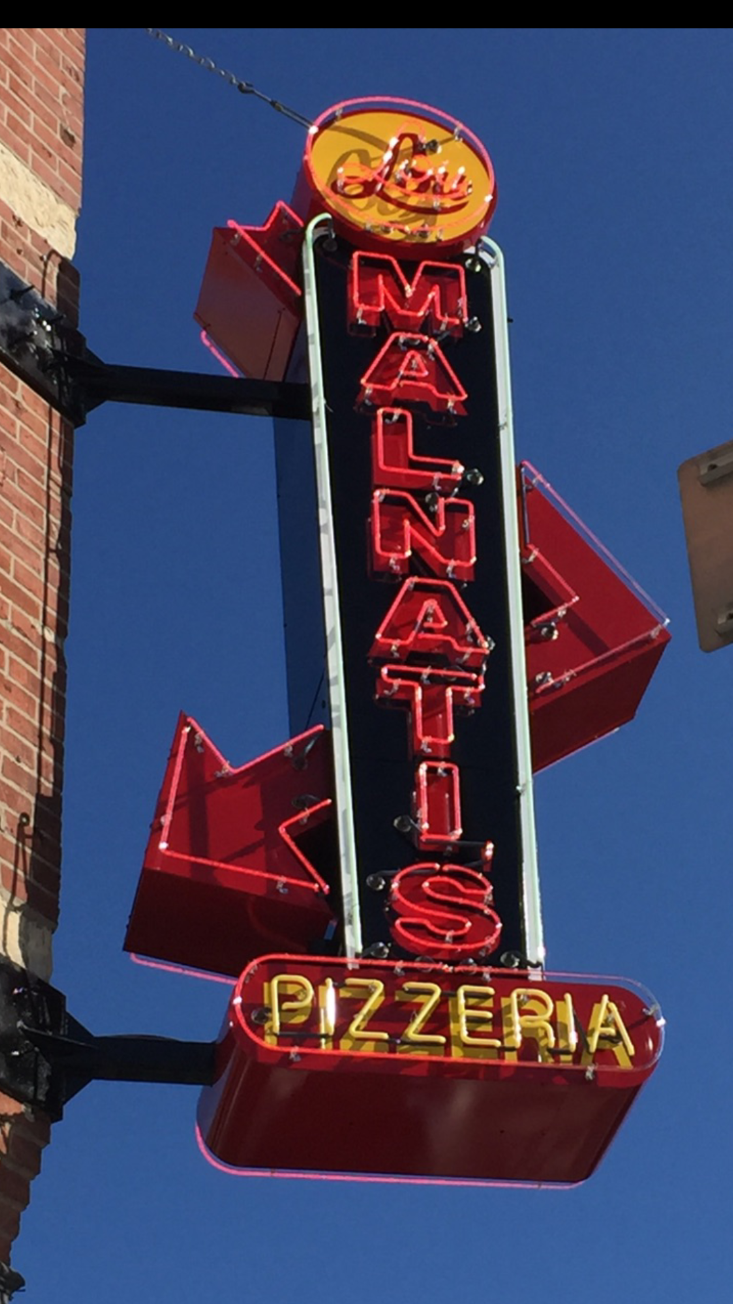Custom Sign Installation Chicago, IL Best Neon Sign