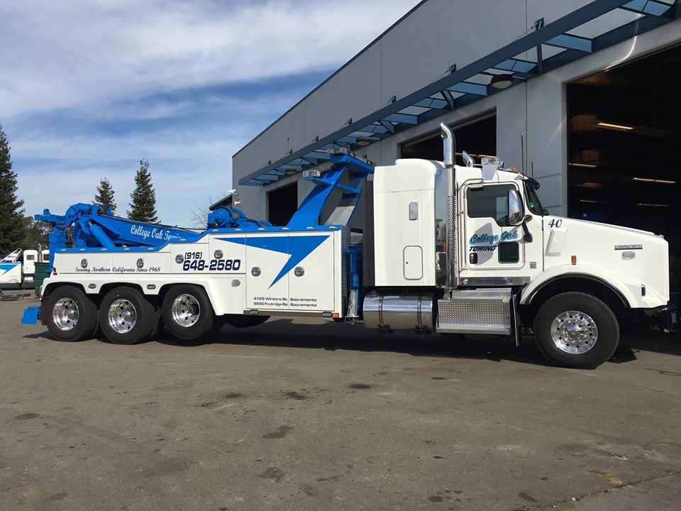 Schedule A Tow | Sacramento, CA | College Oak Towing