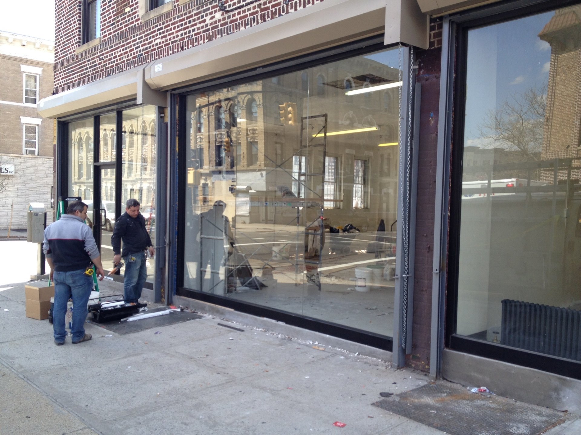Commercial Glass & Storefront Brooklyn, NY Absolute Glass & Mirrors