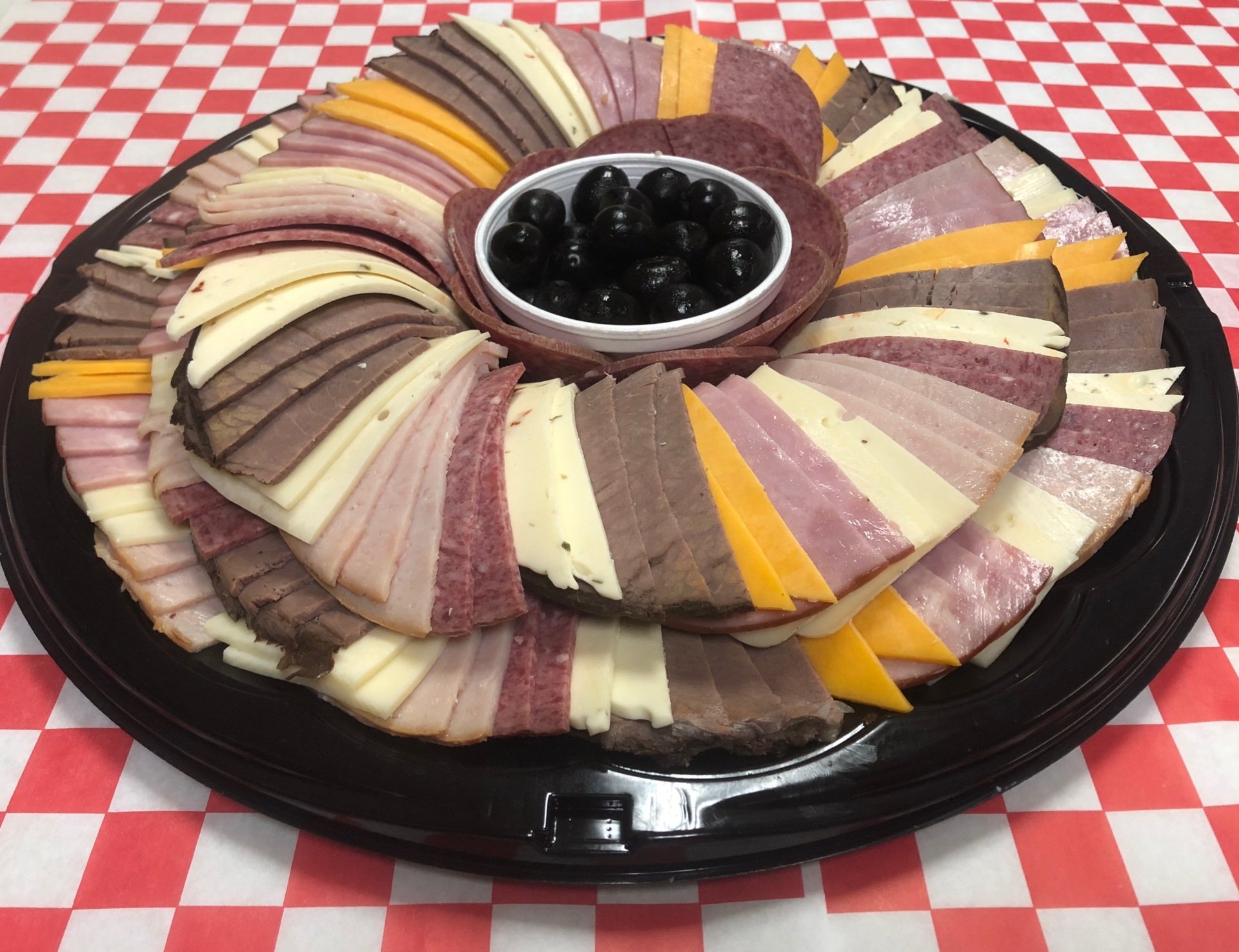 Lunch MeatCheeseSalads l Butcher Boys Meat Market & Deli l Van Buren, AR