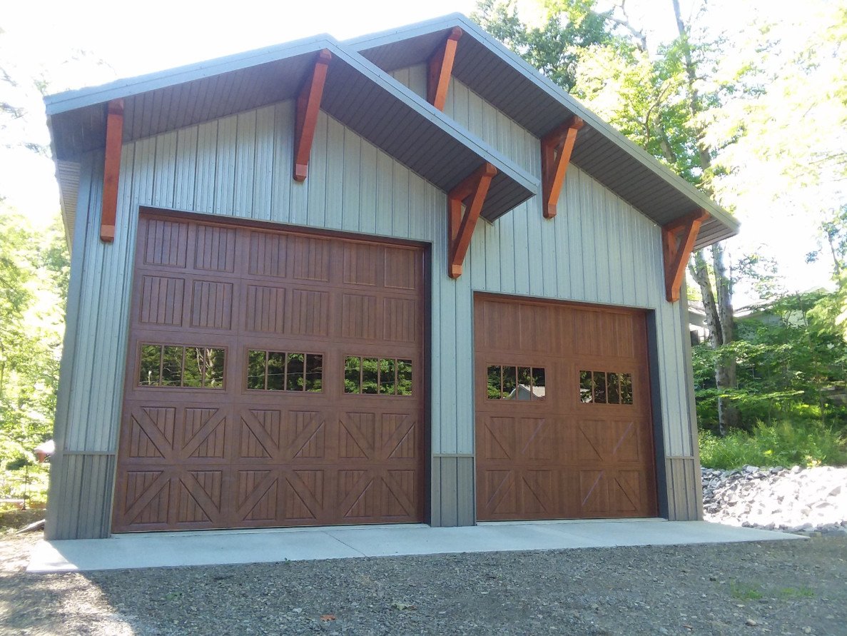 Garage Doors l Buffalo, NY l Crawford Door of WNY Inc