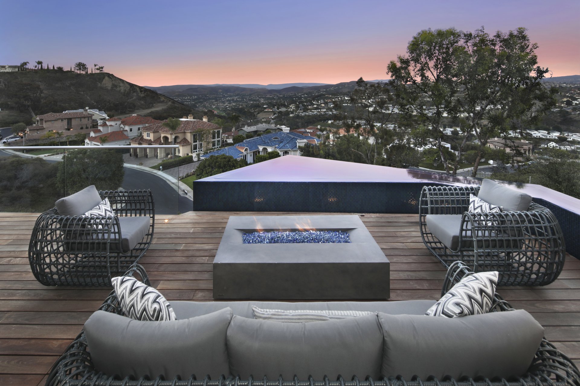 Top Luxury Landscaping Newport Beach, CA Landscaper