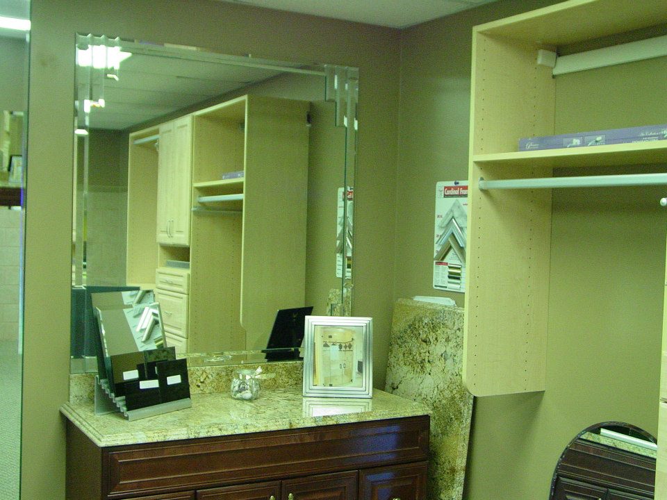 Bathroom Mirror Installation in Louisville, KY Econo Glass Systems