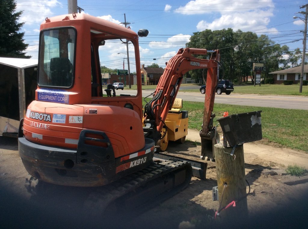 Contact Us Metropolitan Rental Co Shelby Township, Michigan