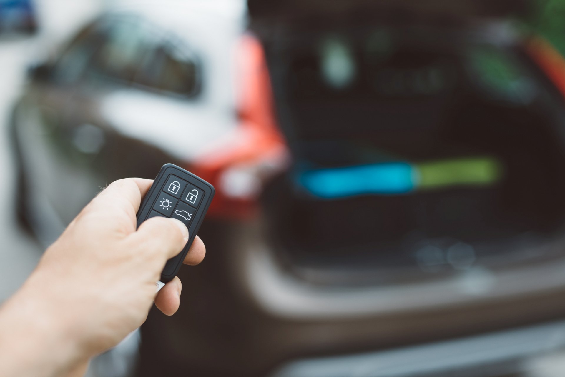 Vehicle Remote Starters and Alarms Newark, OH Offey's Customs