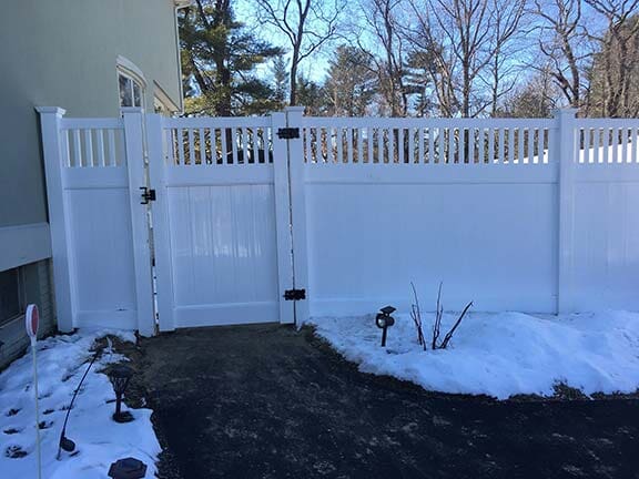 Vinyl fencing contractors in Bridgewater, MA