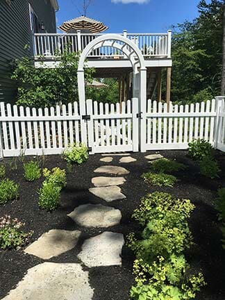 Vinyl Fence Contractor in Bridgewater MA
