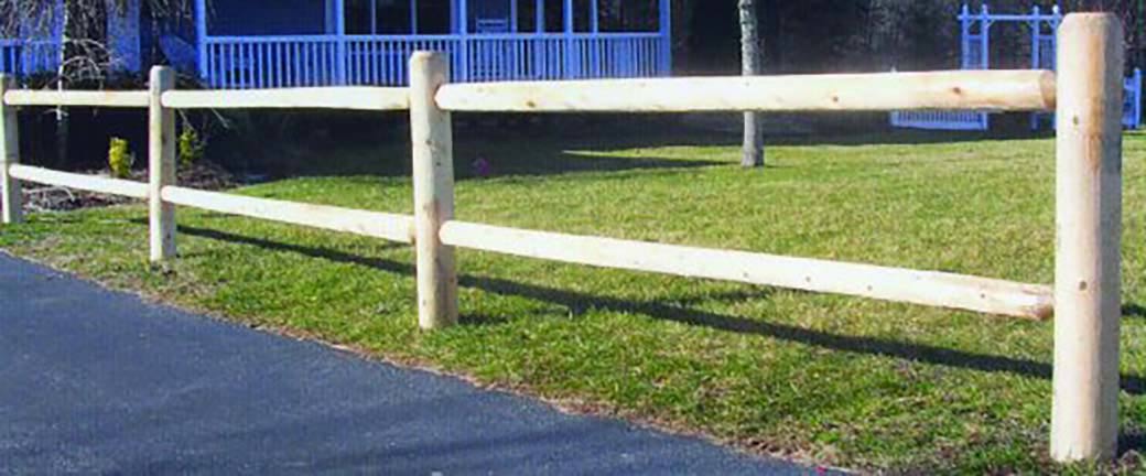 Wood fence — Fencing Coventry in Bridgewater, MA